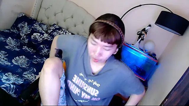 ShantalFoxxy  online show from 9, 9, 2025