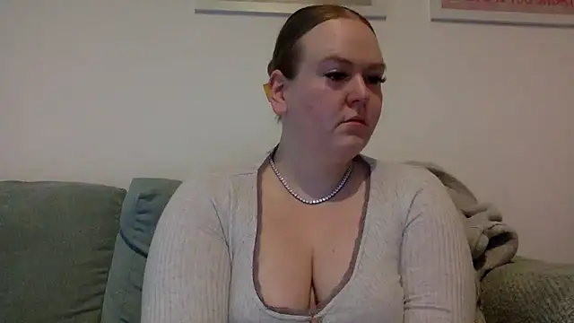 Snapshot of gracelovesxx chatting on 3, 6, 2026 gracelovesxx online show from 3, 6, 2026