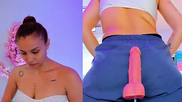 Snapshot of maily_zanss chatting on 24, 9, 2025 maily zanss online show from 24, 9, 2025