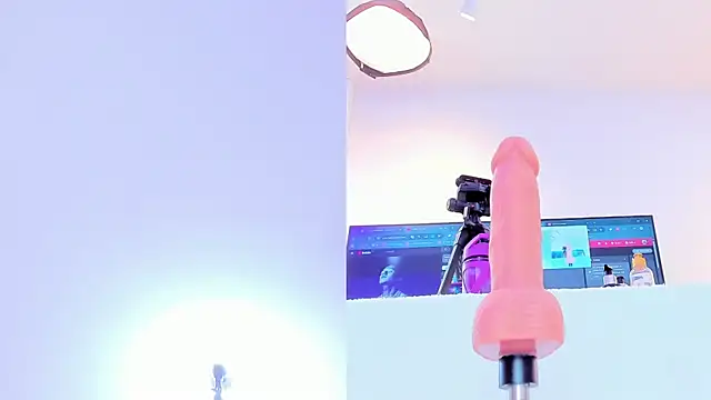 Snapshot of maily_zanss chatting on 17, 2, 2026 maily zanss online show from 17, 2, 2026