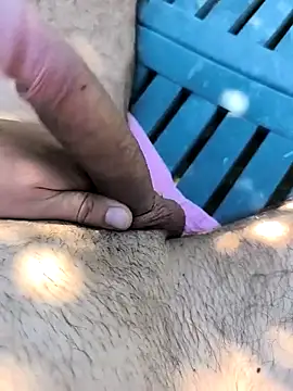 Snapshot of PussyLover880099 chatting on 19, 9, 2025 PussyLover880099 online show from 19, 9, 2025