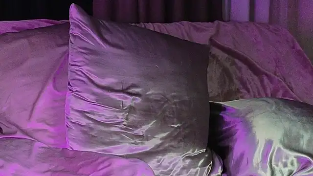 Snapshot of AliceJameson chatting on 15, 2, 2025 AliceJameson online show from 15, 2, 2025