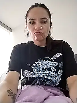 Cami Konor online show from 25, 11, 2025