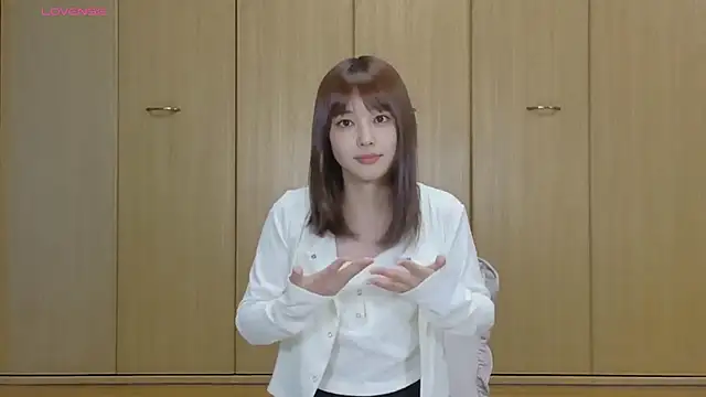 Snapshot of rikachan_perfect chatting on 4, 3, 2026 rikachan perfect online show from 4, 3, 2026