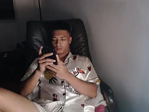Asian gregor online show from 20, 5, 2026