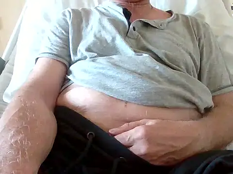 Snapshot of half_age chatting on 28, 6, 2026 half age online show from 28, 6, 2026