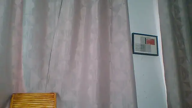 Curvy Scarlet online show from 26, 10, 2025