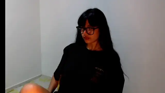 Snapshot of meganmiauu chatting on 21, 6, 2026 meganmiauu online show from 21, 6, 2026