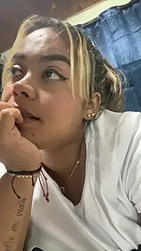 EmilyDuran  online show from 21, 4, 2026