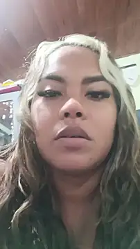 Snapshot of EmilyDuran_ chatting on 26, 7, 2026 EmilyDuran online show from 26, 7, 2026