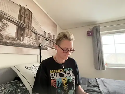 Curvy-Jinx online show from 31, 3, 2026