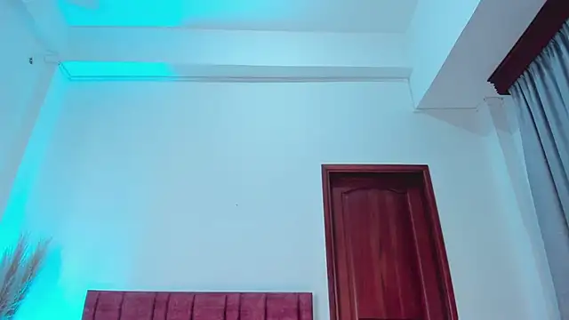 Snapshot of LunaAspen_ chatting on 9, 9, 2025 LunaAspen online show from 9, 9, 2025