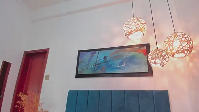 Snapshot of LunaAspen_ chatting on 6, 10, 2025 LunaAspen online show from 6, 10, 2025