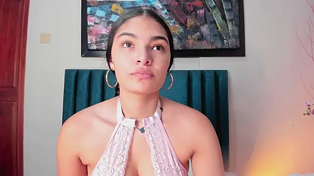 Snapshot of LunaAspen_ chatting on 2, 12, 2025 LunaAspen online show from 2, 12, 2025