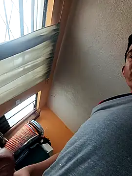 Snapshot of Exitante96 chatting on 14, 12, 2025 Exitante96 online show from 14, 12, 2025