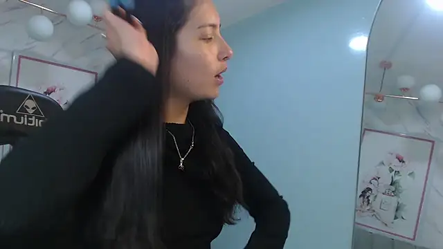 victoria hernandez t  online show from 30, 6, 2026