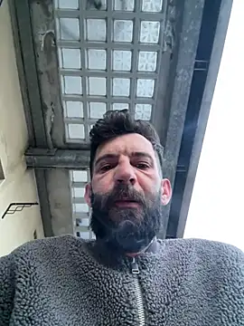 Snapshot of Michel_huge chatting on 23, 3, 2026 Michel huge online show from 23, 3, 2026