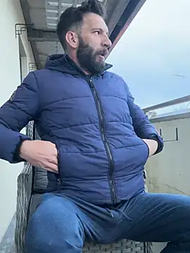 Snapshot of Michel_huge chatting on 27, 3, 2026 Michel huge online show from 27, 3, 2026