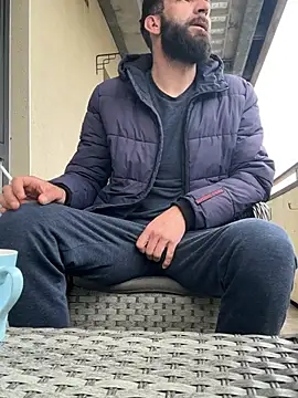 Snapshot of Michel_huge chatting on 10, 4, 2026 Michel huge online show from 10, 4, 2026