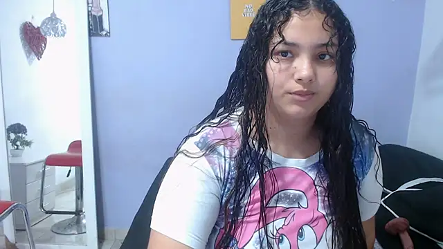 Snapshot of penelope_gucci1 chatting on 7, 10, 2025 penelope gucci1 online show from 7, 10, 2025