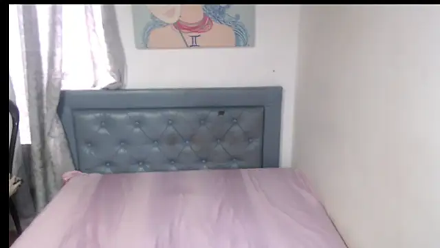 sarah aguilar online show from 24, 11, 2025