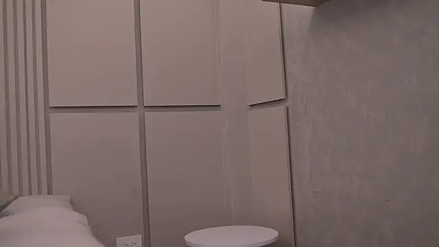 Ariaa Isabell online show from 10, 11, 2025