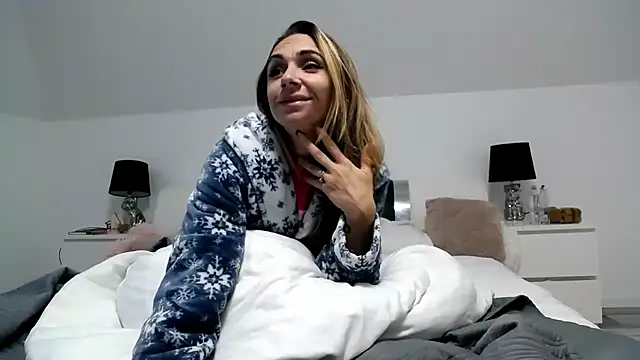 ArabianMalikah online show from 10, 11, 2025