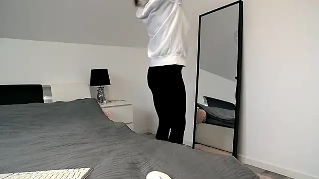 ArabianMalikah online show from 2, 12, 2025