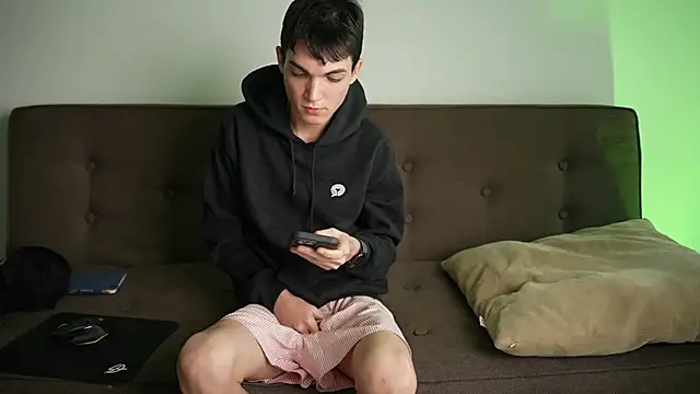 Snapshot of MattyandAiden chatting on 19, 2, 2026 MattyandAiden online show from 19, 2, 2026