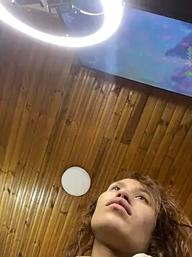 juliana-mancini online show from 15, 4, 2026