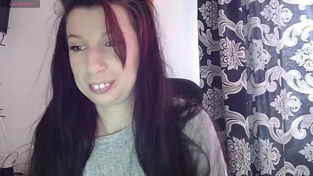 Snapshot of RosieHayes chatting on 14, 12, 2025 RosieHayes online show from 14, 12, 2025