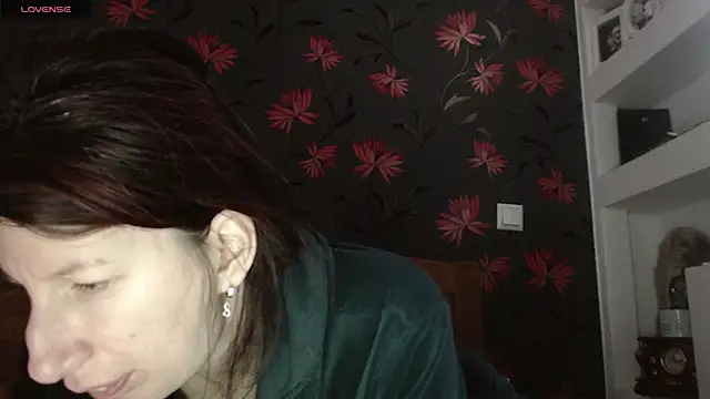 Snapshot of RosieHayes chatting on 13, 3, 2026 RosieHayes online show from 13, 3, 2026
