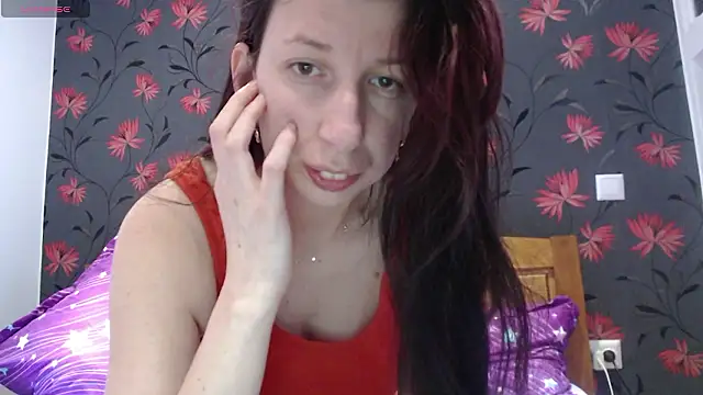Snapshot of RosieHayes chatting on 15, 3, 2026 RosieHayes online show from 15, 3, 2026