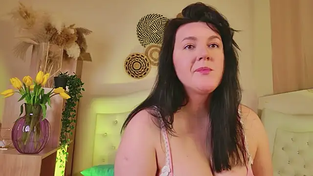 love me  tonight  online show from 8, 3, 2026