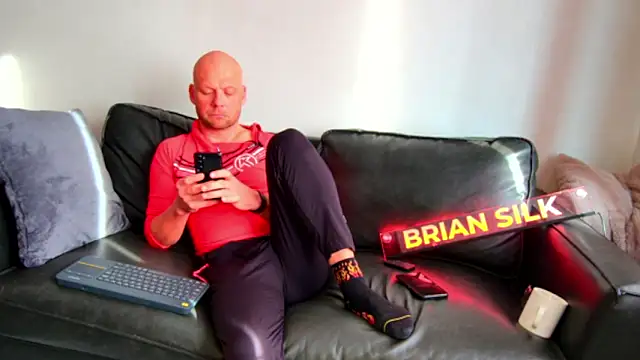 Snapshot of BRIANSILK77 chatting on 11, 1, 2026 BRIANSILK77 online show from 11, 1, 2026