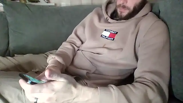 Snapshot of MasterJakeJohns chatting on 10, 11, 2025 MasterJakeJohns online show from 10, 11, 2025