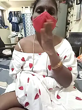 Snapshot of Nrl69 chatting on 28, 10, 2025 Nrl69 online show from 28, 10, 2025