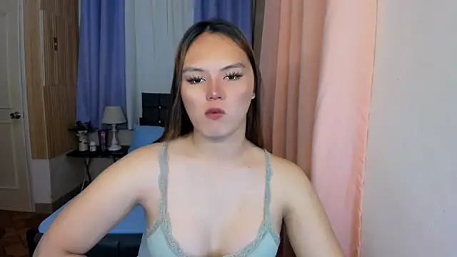 Snapshot of ameliamaureen chatting on 1, 5, 2026 ameliamaureen online show from 1, 5, 2026