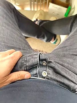 Ersin meral online show from 4, 12, 2025