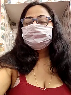 nisha 1110 online show from 13, 4, 2026