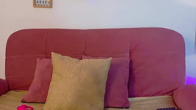 Karina2Smith online show from 10, 4, 2026