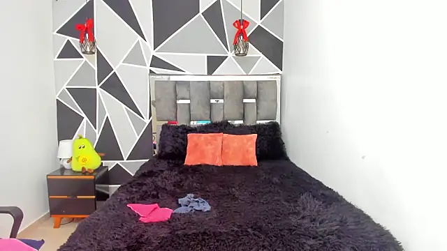 valeria-duarte online show from 5, 4, 2026