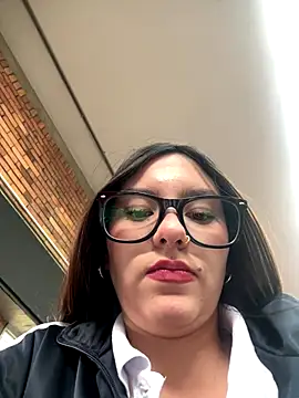 Katie rawwww online show from 5, 11, 2025