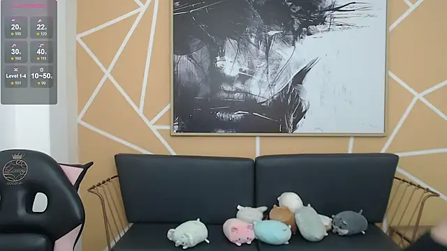 olivia russo  online show from 27, 11, 2025