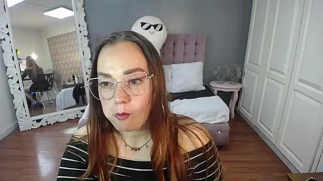 Snapshot of Tammy_parker_ chatting on 19, 9, 2025 Tammy parker online show from 19, 9, 2025