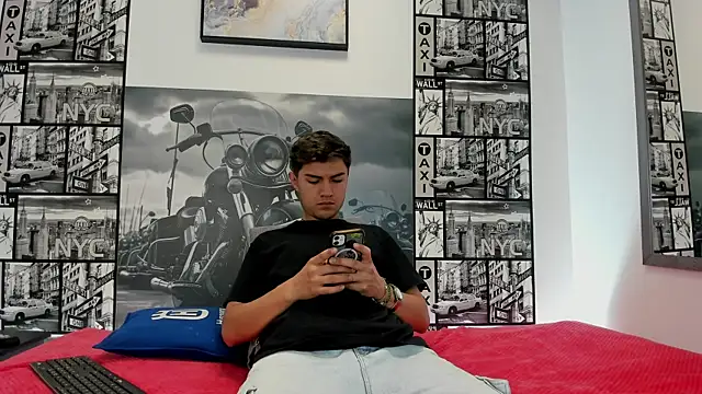 Light Haze online show from 23, 10, 2025