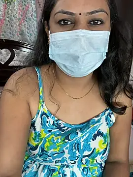 Lovlycouple1 online show from 10, 4, 2026