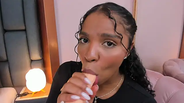 LisaMendez online show from 13, 3, 2026