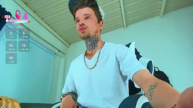 Snapshot of Gold_Loyal77 chatting on 26, 9, 2025 Gold Loyal77 online show from 26, 9, 2025