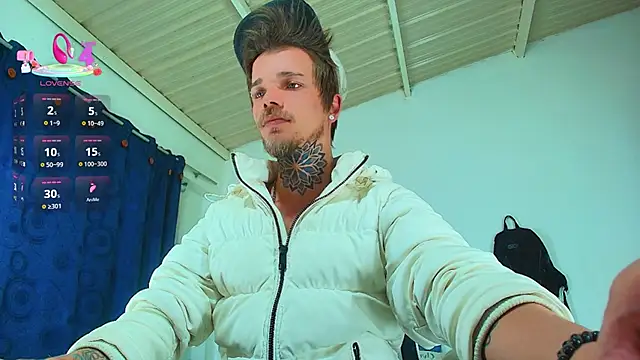 Snapshot of Gold_Loyal77 chatting on 2, 12, 2025 Gold Loyal77 online show from 2, 12, 2025